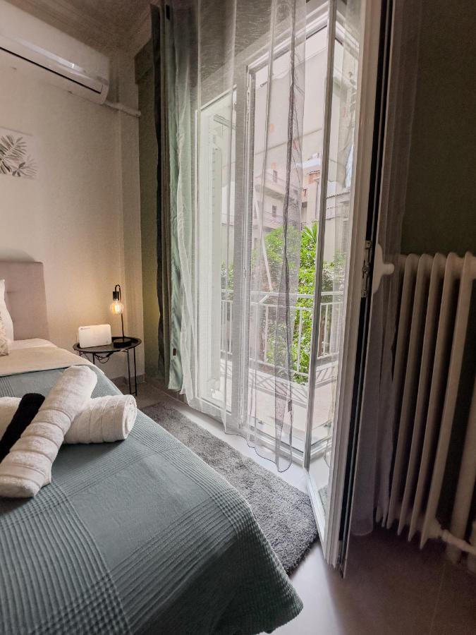 Metro Chic Haven: Modernized Urban Studio Near The Tram Athen Exterior foto