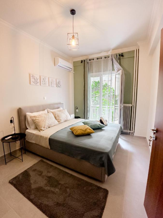 Metro Chic Haven: Modernized Urban Studio Near The Tram Athen Exterior foto